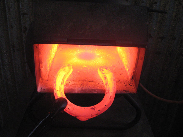 POT BELLY FORGE – Maneline